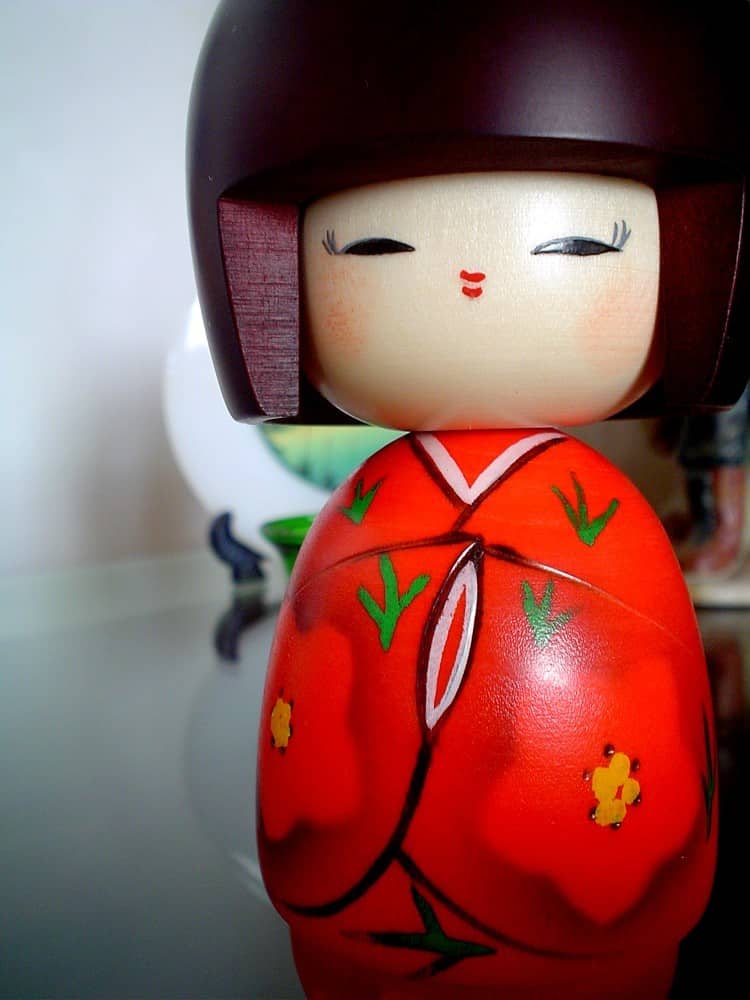 bambola giapponese Kokeshi autosvezzamento